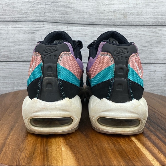 Nike Air Max 95 Have a Nike Day Sneaker BQ9131-001 Men’s Shoe Size 10